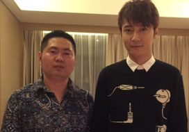 广州杏鑫与明星合影